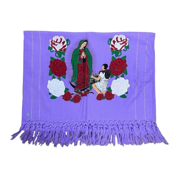 Our Lady of Guadalupe Shawl - Picture 13 of 16